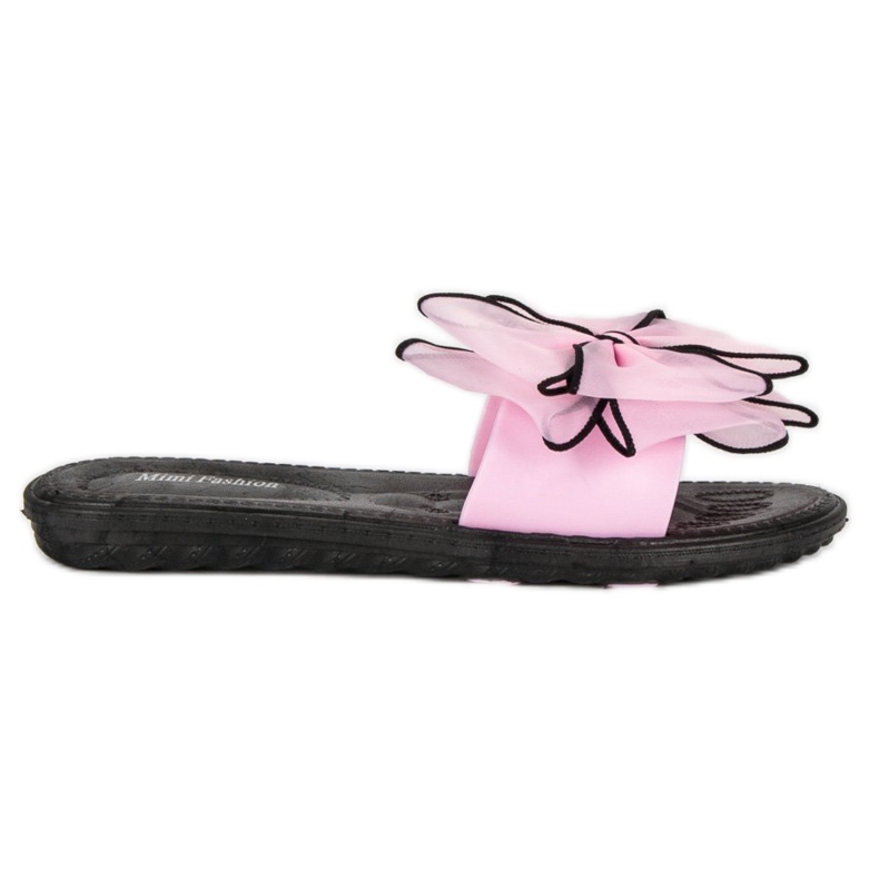 Zapatillas con lazo rosado