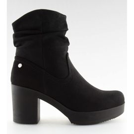 Botines con tacón estable negro 7B685