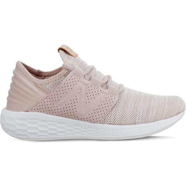 New Balance Espuma fresca Cruz V2 Knit WCRUZKC2 Charm con blanco gris