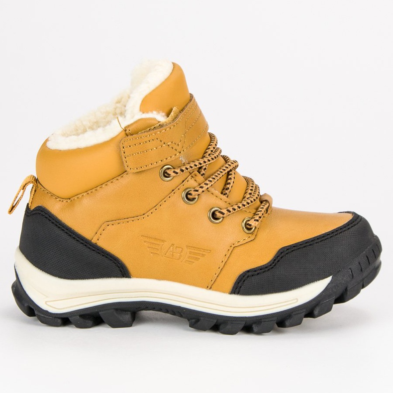 Arrigo Bello Calzado abrigado para el invierno. amarillo
