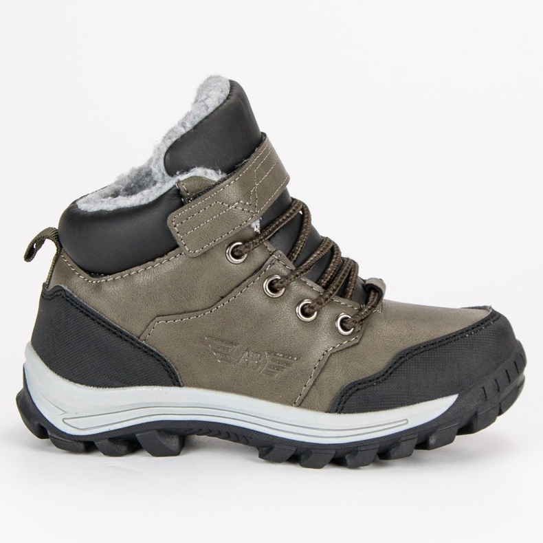 Arrigo Bello Calzado abrigado para el invierno. marrón