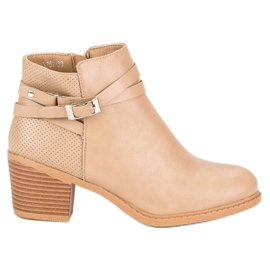 Abloom Botas beige en el poste