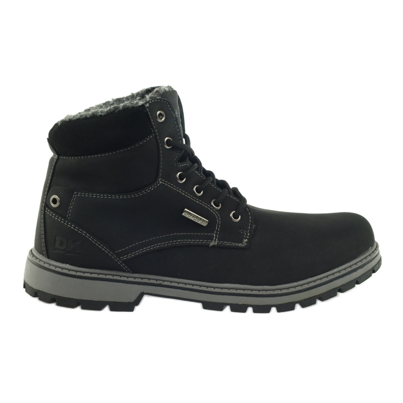 DK Tramperos aislados con piel negro