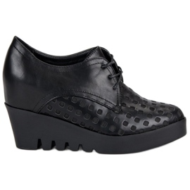 J. Star Zapatos calados en una cuña negro