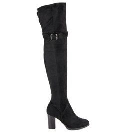 SDS Botas de muslo negras en el poste negro SDS Botas de muslo negras en el poste negro