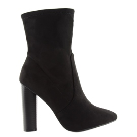 Botas en el poste negro SY23P Negro