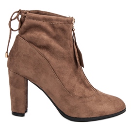 Mannika Botas de gamuza con estilo marrón