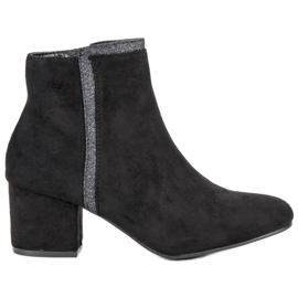 Comer Botas negras en tacones altos negro