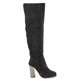 Ch. Creation Botas con estilo en el poste negro