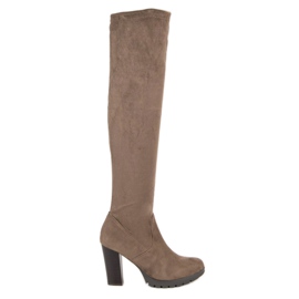 Cm Paris Mosqueteros de ante en un pilar beige Cm Paris Mosqueteros de ante en un pilar beige