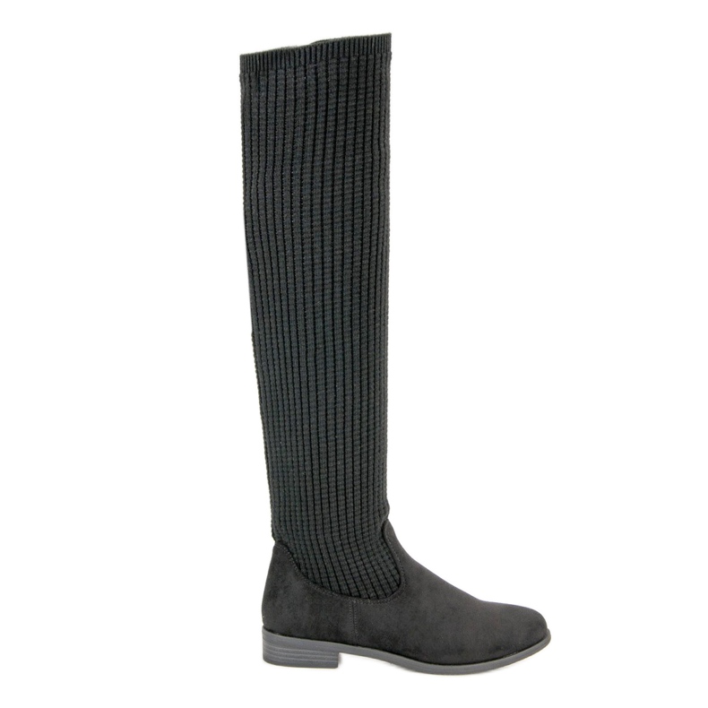 Mosqueteros de moda negro