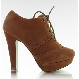 Zapatos bajos camel MJ703 marrón