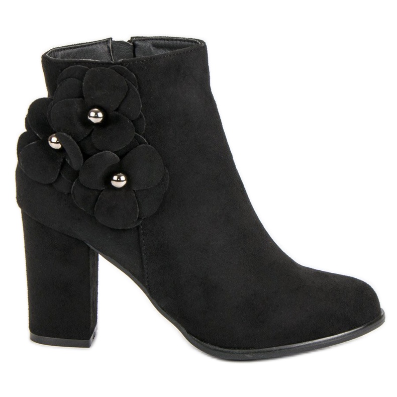 Botines de gamuza en una barra negro