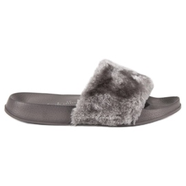 Chanclas grises con pelo