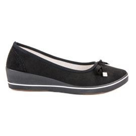 Bombas de cuña negro