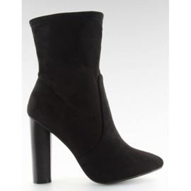 Botas en el post negro SY23P Black II-GAT