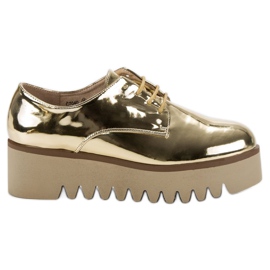 Corina Brogues dorados con protector