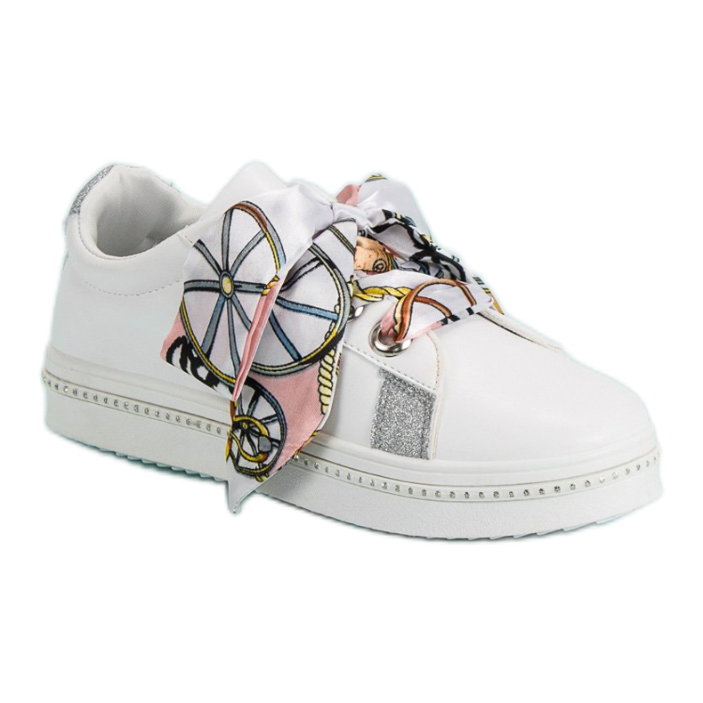 Calzado deportivo atado con una cinta blanco Calzado deportivo atado con una cinta blanco