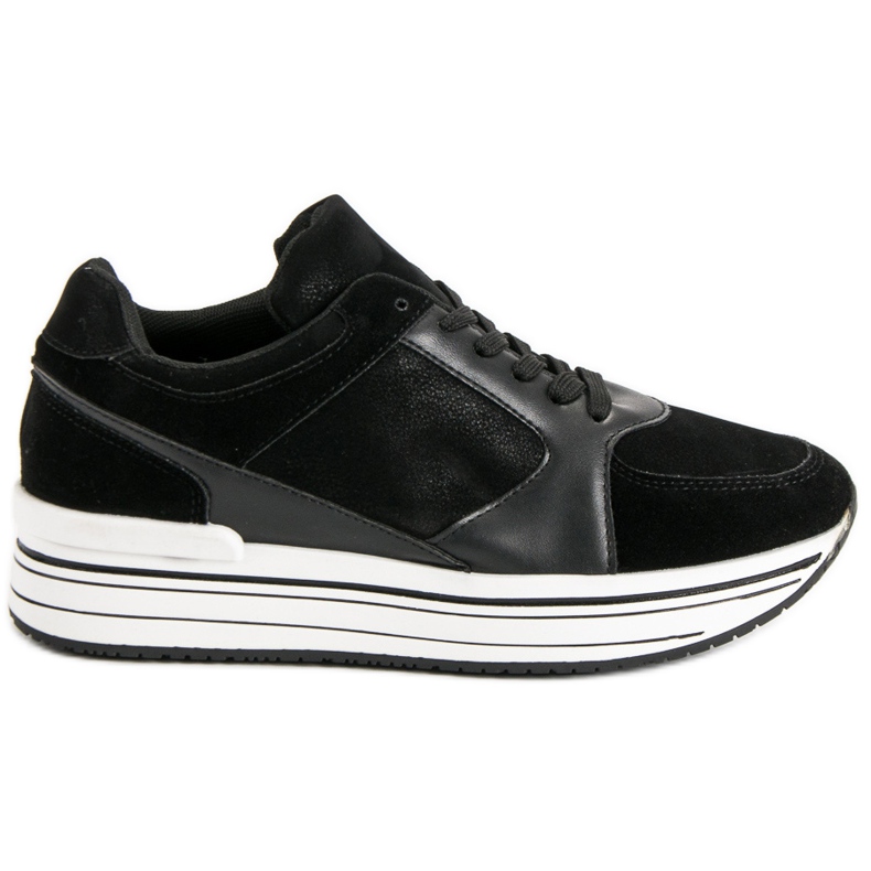 Calzado deportivo cómodo negro