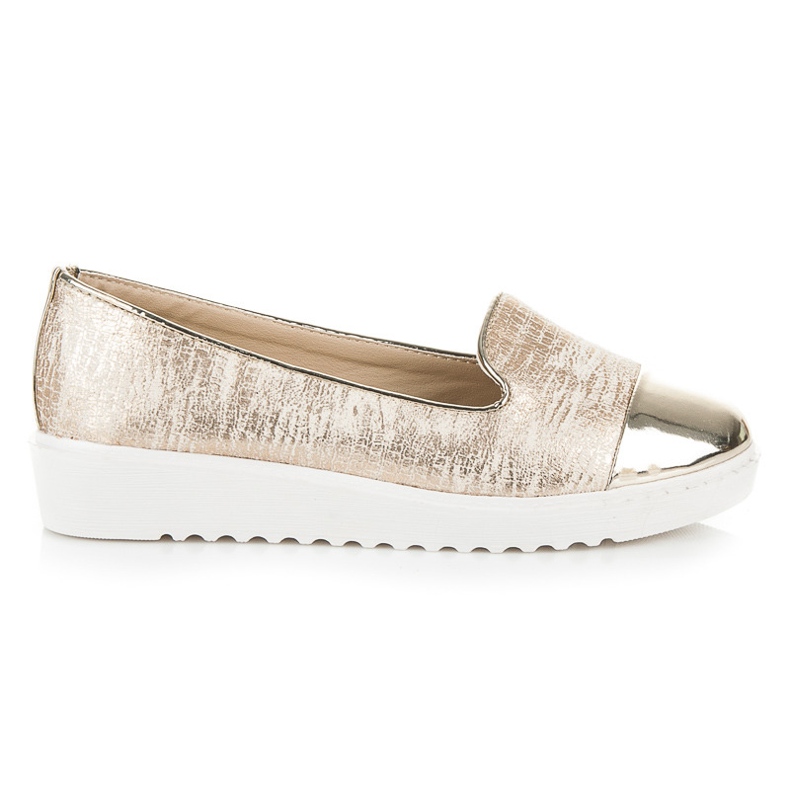 Nio Nio Señores de oro en la plataforma dorado Nio Nio Señores de oro en la plataforma dorado