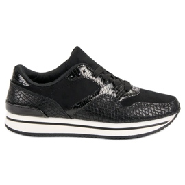 Zapatos deportivos con patrón negro