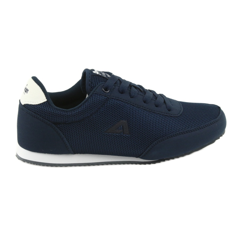 Zapatos deportivos atados American Club blanco azul marino