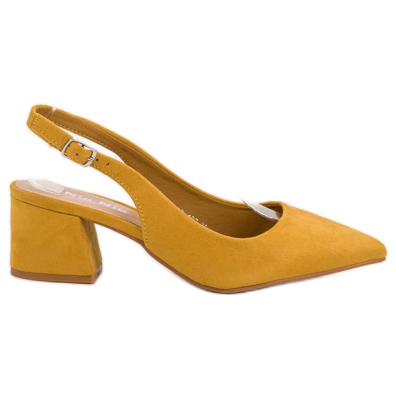 Nio Nio Bombas mostaza en Spitz amarillo