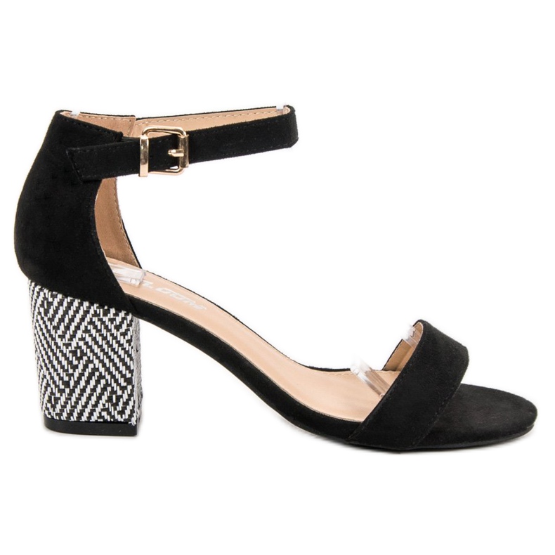 Abloom Sandalias negras en una barra negro