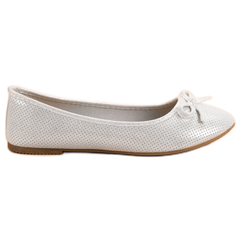 Evento Bailarina blanca con un lazo blanco Evento Bailarina blanca con un lazo blanco