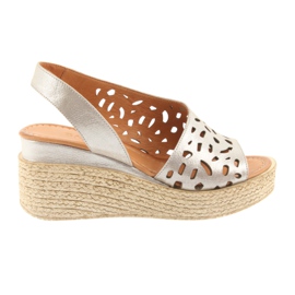 Sandalias cuña Badura 4722 cappuccino beige