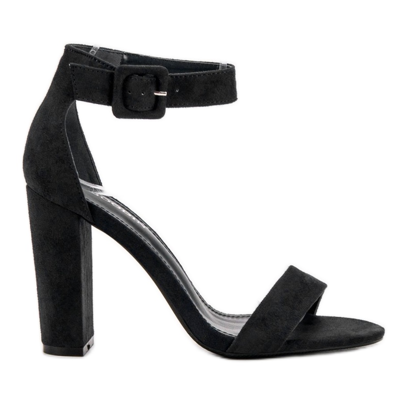 Goodin Sandalias en una barra negro
