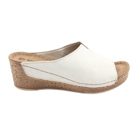 Zapatillas de mujer cuña Inblu NG002 beige