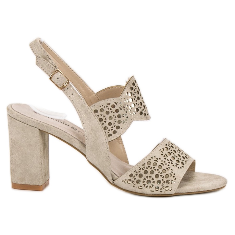 Goodin Sandalias doradas en una barra dorado Goodin Sandalias doradas en una barra dorado