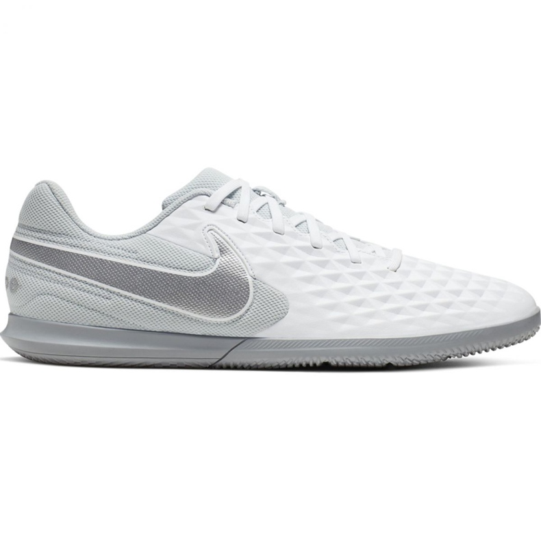 Zapatos de interior Nike Tiempo Legend 8 Club Ic M AT6110-100 blanco blanco