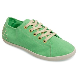 Deportivas De Tela Con Tachuelas VB67 Verde Deportivas De Tela Con Tachuelas VB67 Verde