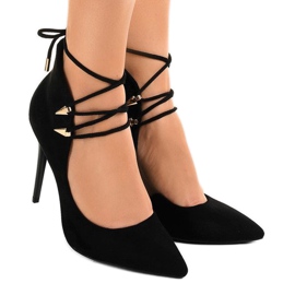 Bombas negras en un pasador atado 6251-P negro