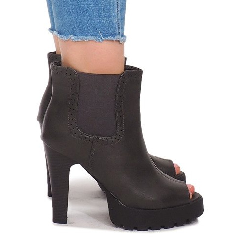 Botas abiertas en un poste B2901-PB Gris Botas abiertas en un poste B2901-PB Gris