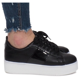 Zapatillas negras en la plataforma Livet De Lux negro