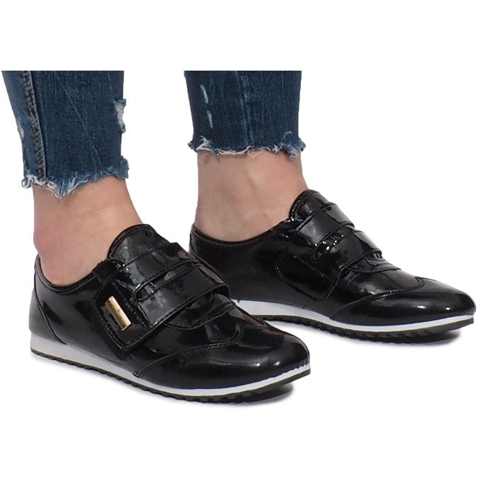 Brogues negros con velcro Denise Brogues negros con velcro Denise