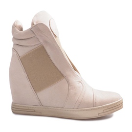 Zapatillas con cuña beige de Hannah