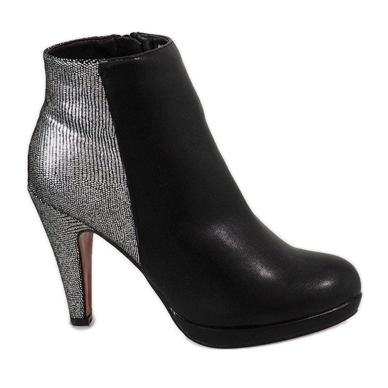 Botas negras de tacón alto 16-92 negro