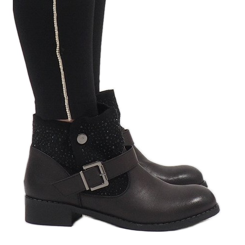 Marquiiz Botas negras con adornos BY95 negro