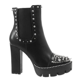 Botines negros con tachuelas 18803-1 Botines negros con tachuelas 18803-1