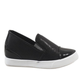 Zapatillas negras en la cuña DD436-1 negro