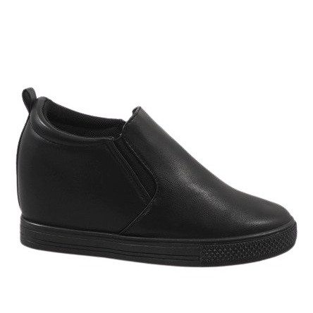 Zapatillas negras en la cuña DD384-1 negro