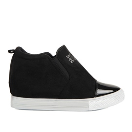 Zapatillas negras en la cuña DD394-4 negro