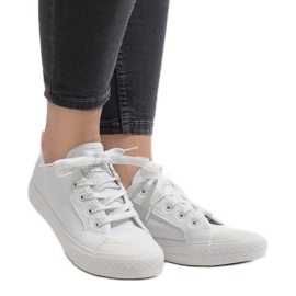 Zapatillas blancas con purpurina BOK-1138 blanco
