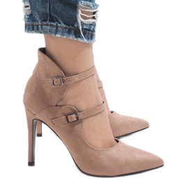Bombas en un pin 6613-5 beige