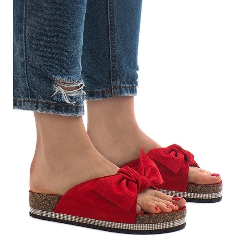 Zapatillas rojas con lazo N-33 rojo