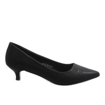 Zapatos negros con tacón B-36